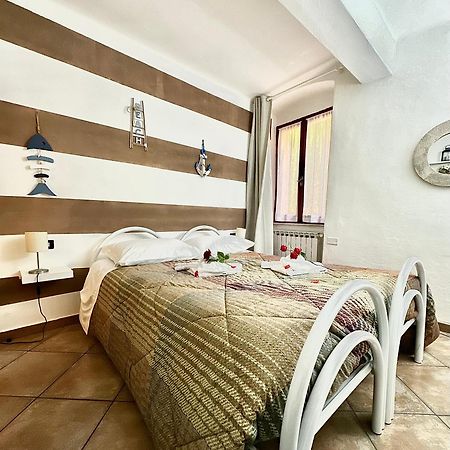 Ubetty Village Center Two-Bedrooms Apartment 5Terreparco Riomaggiore Exterior foto